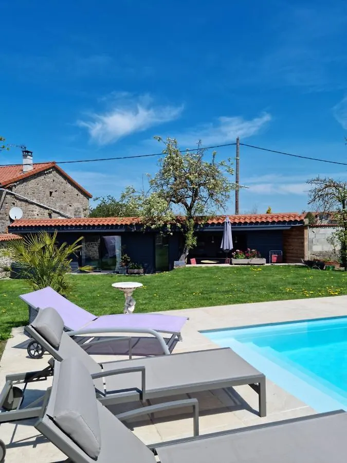 Au Pool House De La Faye +Spa Ouvert Toute L'Annee Saint-Romain-Lachalm